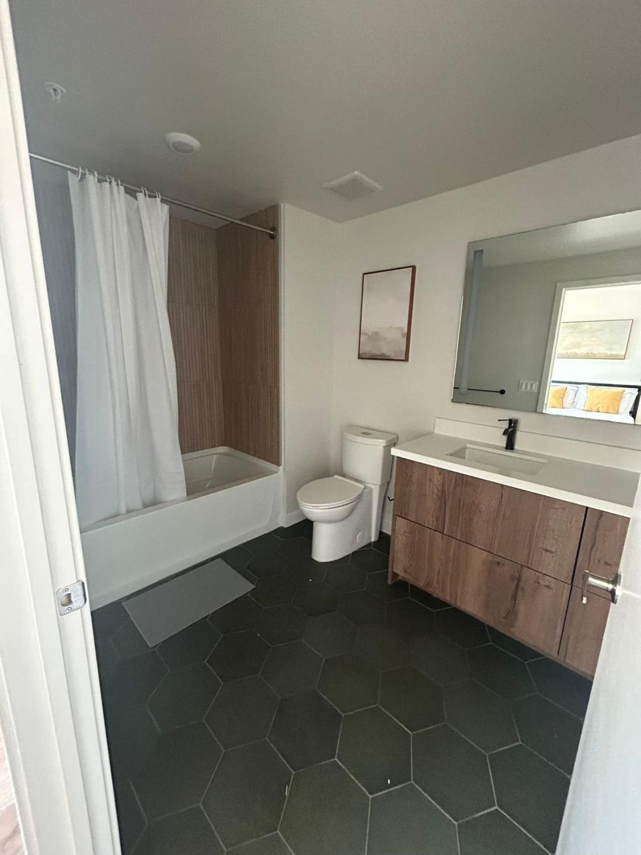 Elegant Retreat In The Heart Of La, Discover Your Lavish Hideaway Los Angeles Eksteriør billede